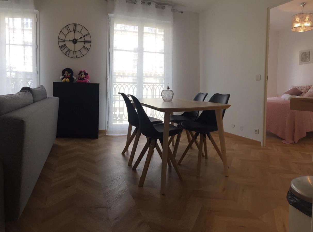 Welcome Au Dazzling Stay Serris Exteriör bild